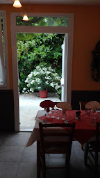 Photo n°32 de Le Commerce à Beauce la Romaine (Restaurant français)