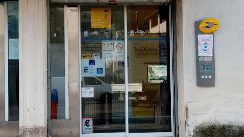 La Poste à BEAUJEU