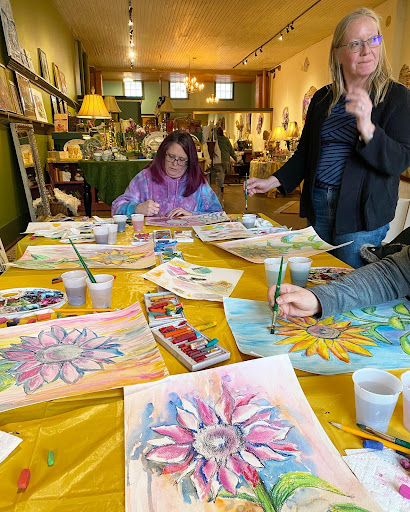 Willow Gentile Studio & Gallery - Thumbnail