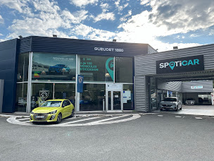 Photo n°1 de Peugeot Fontainebleau Gueudet 1880 à Avon (Vendeur de voitures d'occasion)