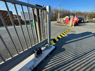 Photo n°4 de Ferm Ouest à Tiercé (Fournisseur de portes de garage)