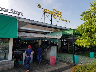 Photos of Tha Pyay Yeik