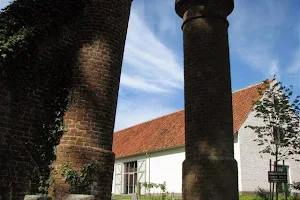 Cleythil Hotel image