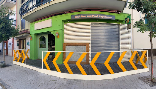 Drop Beer and food Via Giacomo Leopardi, 4, 80038 Pomigliano d