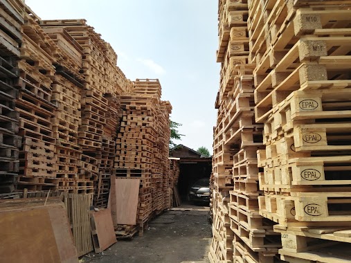 KIOSK Rawuh SUGENG NETHERLANDS TEAK & PALETTE, Author: Muhamad Hamdan