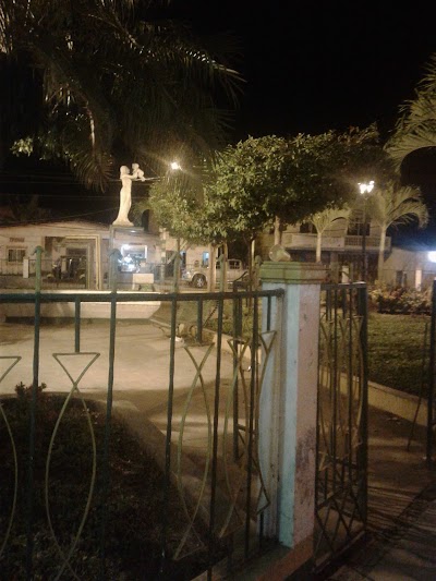 Photos of Madres Park