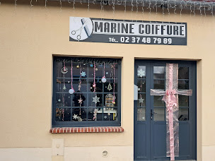 Photo n°3 de Marine Coiffure Sarl à Abondant (Salon de coiffure)