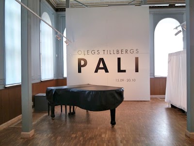 art-gallery