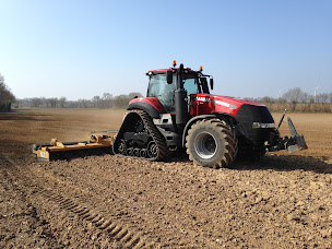 Photo n°4 de Migaud SAS à Celles-sur-Belle (Atelier de réparation de tracteurs)