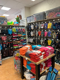 Photo n°5 de Maxi Bazar à Saint-Raphaël (Bazar)