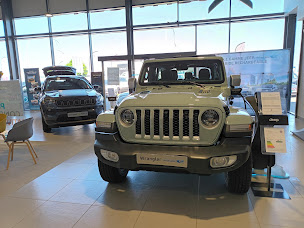 Photo n°3 de JEEP Beauvais - SOFIDA Auto à Tillé (Magasin de pneus)