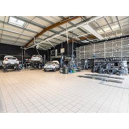 Photo n°18 de Norauto Ajaccio à Sarrola-Carcopino (Magasin de pneus)