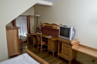 Photos of Hubertus Caf&eacute;-Konditorei-Hotel