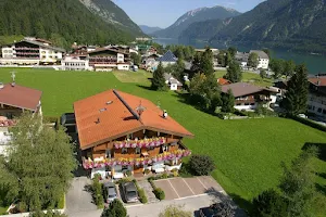 Appartements Landhaus Karwendel Pertisau am Achensee image