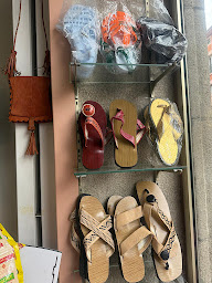 Photo n°12 de Rêves Exotiques 43 CHEZ ADAM'S à Le Puy-en-Velay (Magasin)