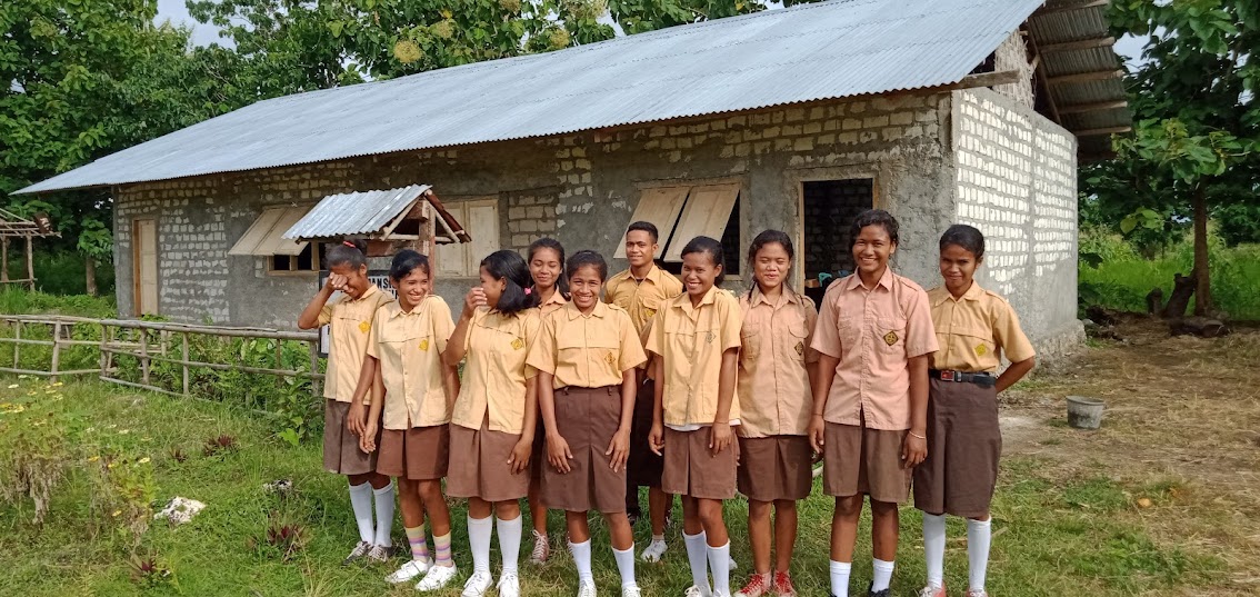SMA  TaMAN Siswa Kodi Mareha
