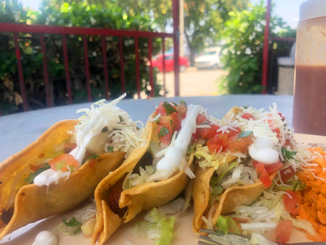 Tacos El Paisa by null