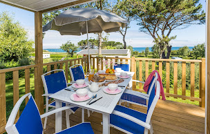 Photo n°65 de Flower Camping Le Port de la Chaîne | Camping 4 étoiles Pleubian à Pleubian (Terrain pour camping-cars)