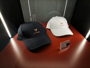 Photo n°17 de SEAT - MARSEILLE CAP MILANESIO 2 à Marseille (Concessionnaire Seat)