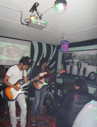 bar