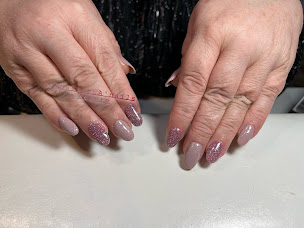 Photo n°10 de A'nails beauty à Haisnes (Institut de beauté)