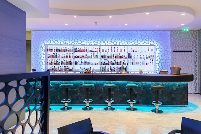 Piano Bar
