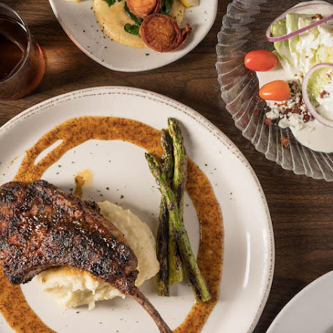 Bastien's Restaurant by null