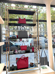 Photo n°13 de Maroquinerie Renouard - Courcelles à Paris (Magasin de maroquinerie)