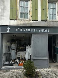 Photo n°1 de Côté Marques et Vintage à Ars-en-Ré (Magasin de vêtements)