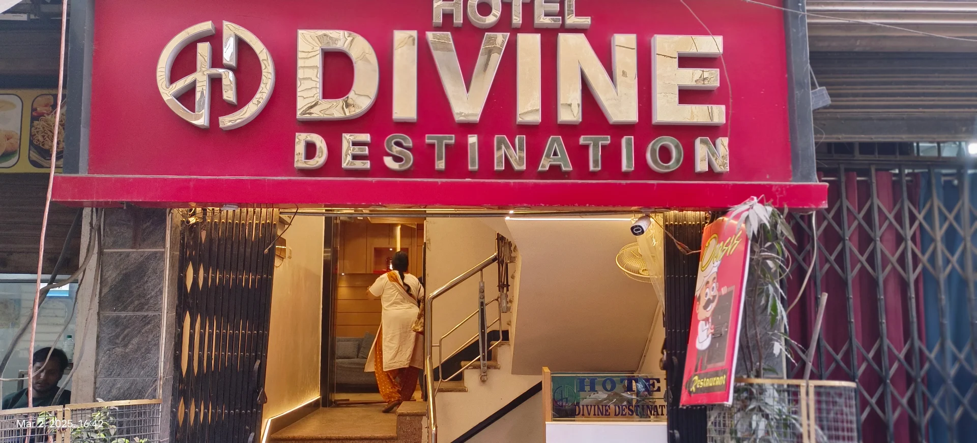 Hotel Divine Destination