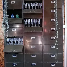 Photo n°6 de Sortie d’Usine Morgny Brocante à Morgny (Magasin d'antiquités)