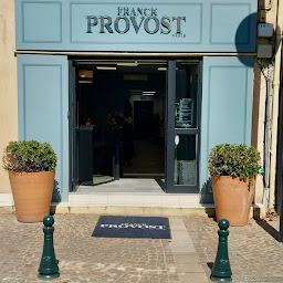 Photo n°1 de Franck Provost - Coiffeur Six-Fours-les-Plages à Six-Fours-les-Plages (Magasin de cosmétiques)