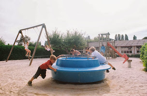 Photo n°31 de Camping Paris - Seine et Marne | Caravaning des 4 Vents à Crèvecoeur-en-Brie (Terrain de camping)