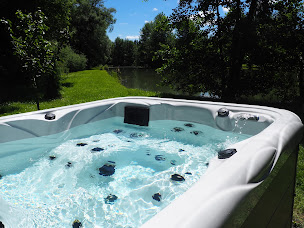 Photo n°2 de EAU ET BULLES à Ormes (Magasin de matériel pour piscines)