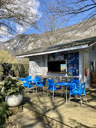 Photo n°27 de La Crique Aiguebelette - Plage privée - Restaurant - Location de Pédalos à Nances (Snack)