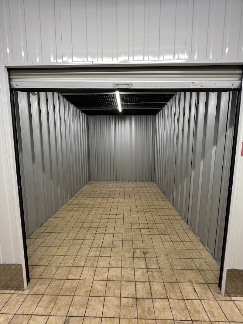 Square Feet Self Storage photo 3