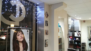 Photo n°2 de DELOR COIFFURE à Voiron (Salon de coiffure)