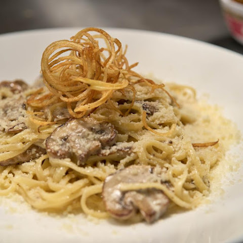 Calle Dragones Miami by null