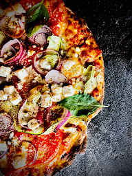 Photo n°3 de Au Four à Bois à Anse (Pizzas à emporter)