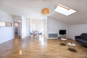 Photo n°13 de MRY Bâtiment à Sault-Brénaz (Peintre en bâtiment)