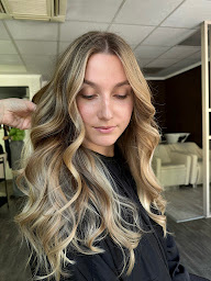 Photo n°5 de Anaïs.Sr Salon de coiffure à Sens (Salon de coiffure)