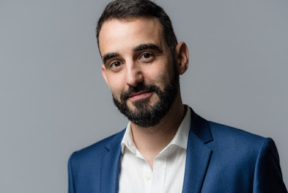 Dr Pierre Macé