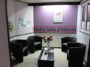 Photo n°10 de Automarket, Mécanique. Carrosserie, Débosselage sans peinture à Uriménil (Vendeur de voitures d'occasion)