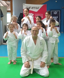 Photo n°4 de ARTS MARTIAUX KARATE WADO RYU ET KARATE DEFENSE SAINT GENEST LERPT à Saint-Genest-Lerpt (Club de karaté)