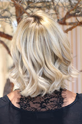 Photo n°10 de Mylaa Evans - Coiffeur Clermont Ferrand à Clermont-Ferrand (Magasin de cosmétiques)