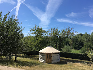 Photo n°3 de Loca Yourte à Saint-Pardoux-Soutiers (Service de location de tentes)