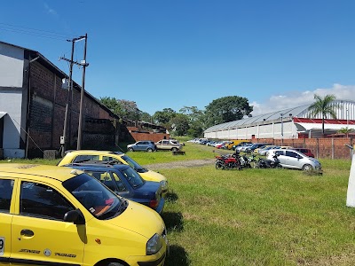 Photos of Makro Via Puerto Lopez