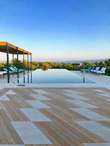 Le Collectionist | Luxury Villas & Chalet Rentals by null