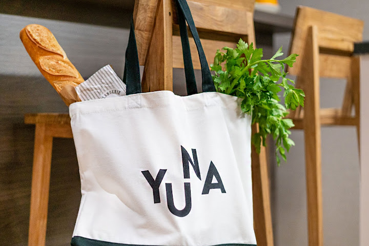 Yuna Les Halles by null