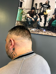 Photo n°18 de Wilfried et sonia coiffure And Barber Shop à Villemur-sur-Tarn (Barbier)